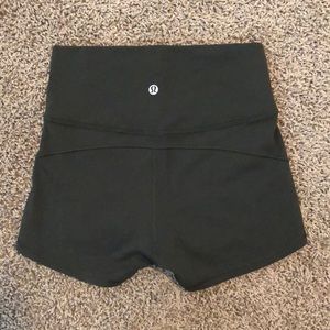 Lululemon In Movement shorts - green